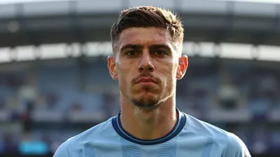 Manchester City's record signing Enzo Fernandez set up Erling Haaland's goal on his debut in a 1-0 Premier League win...