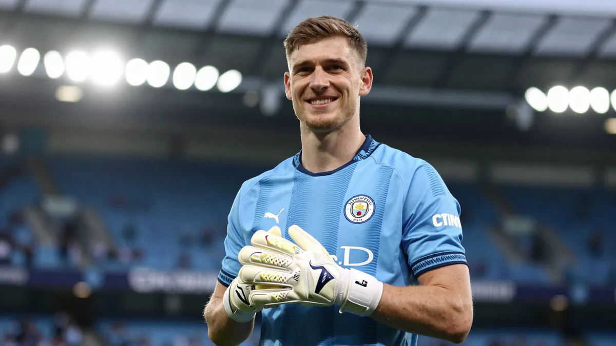 Manchester City Acquires Experienced Goalkeeper Geronimo Rulli from Marseille