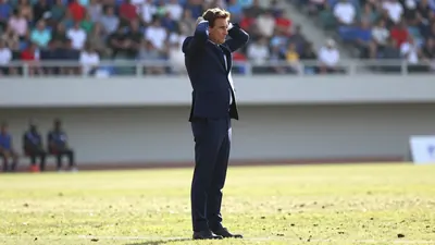 Gary Neville says Manchester City's owners would struggle to retain their status if the club's appeal against a Premier...