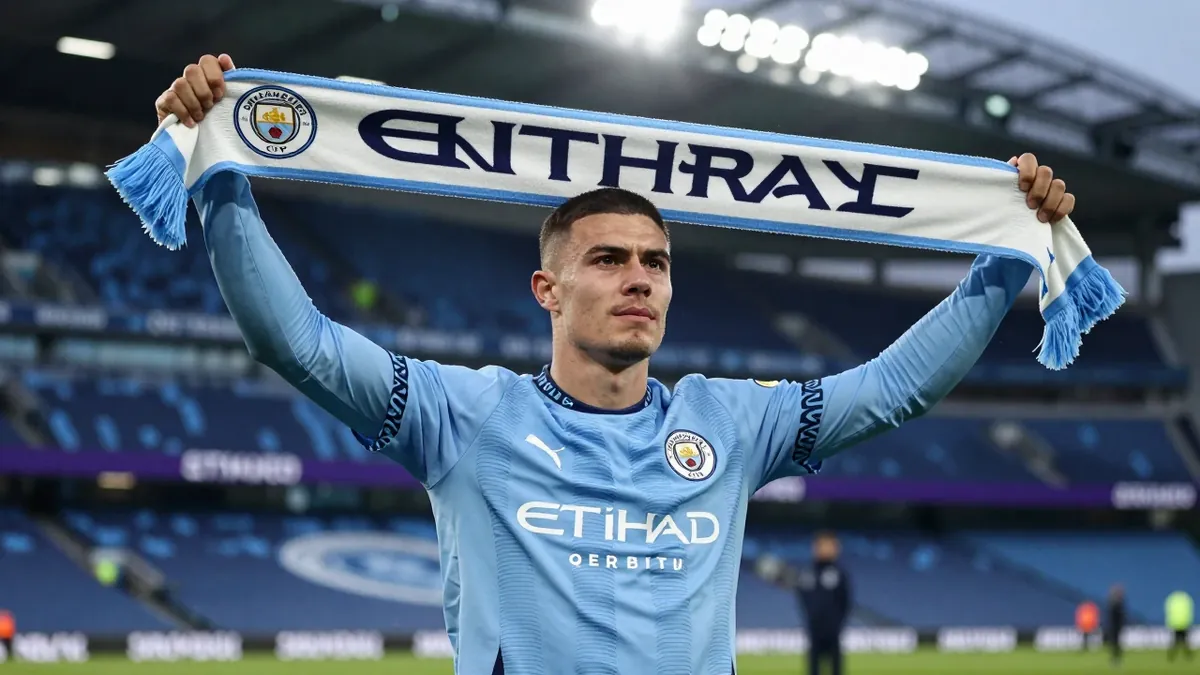 Manchester City's £450m transfer outlay contributed to a record Premier League summer window where gross spending...