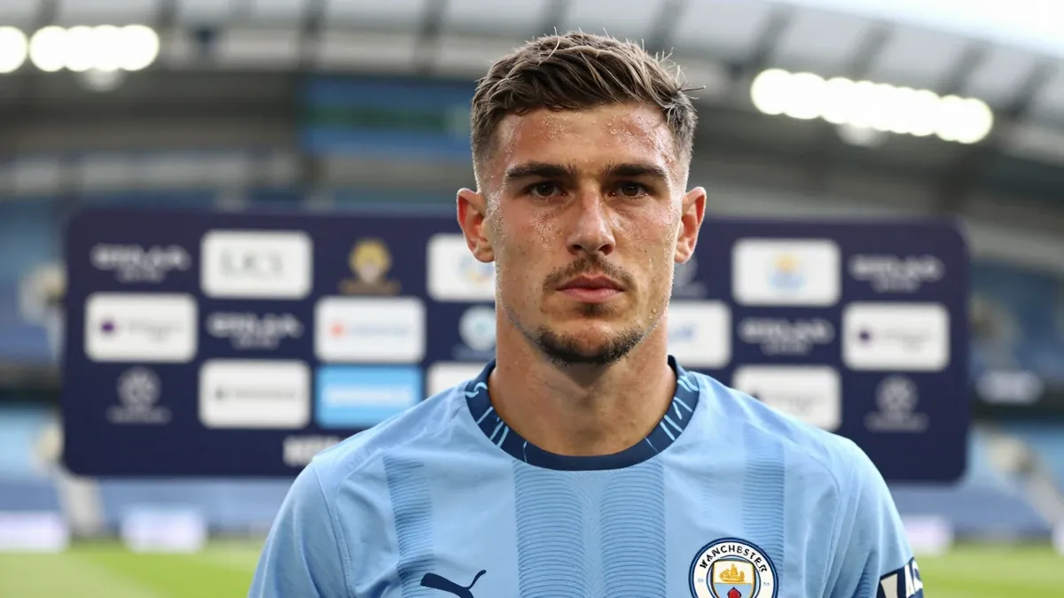 Lewis starts for Man City as Silva makes Bournemouth debut LIVE!
