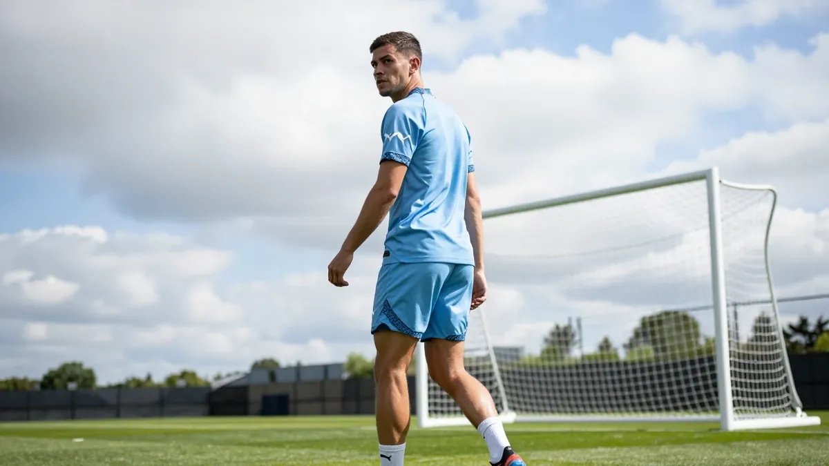 Manager Enzo Maresca says the Manchester City squad is united and focused on football, not the Premier League's...