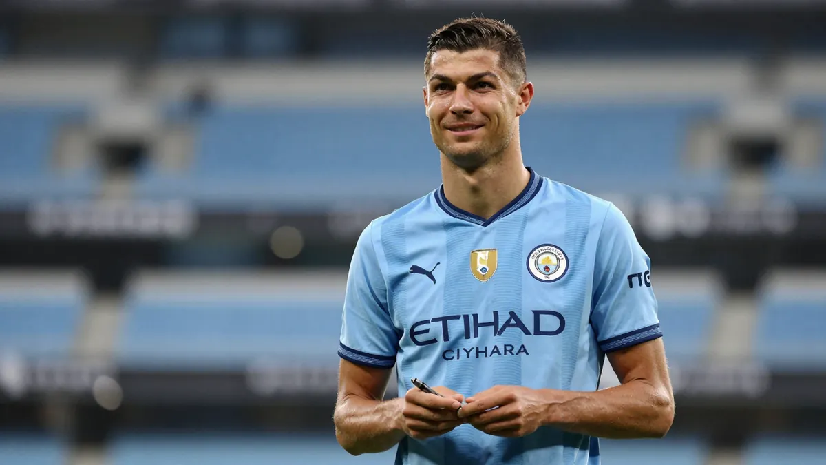 Manchester City's Doku Signs New Contract Until 2031